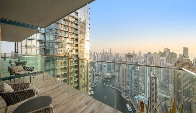 FIRST CLASS | 1BR | Scenic Marina Views