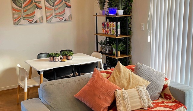 Flatbush Holiday Accommodation, 2 Bedroom Townhouse | Apartment HH