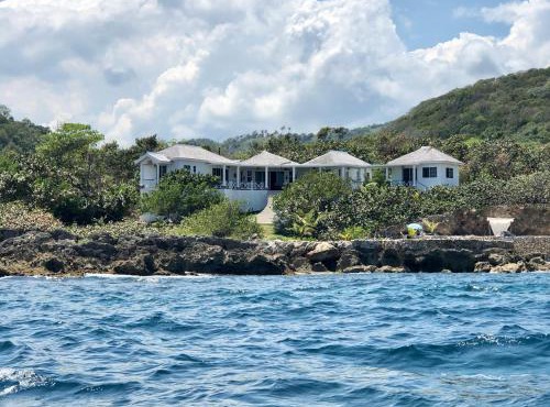 Forever Cottage in Robins Bay