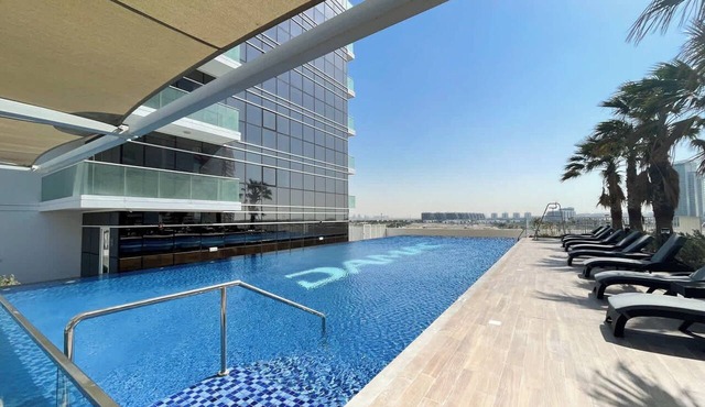 Free housekeeping visits during your stay - StayShort - Cozy Studio in DAMAC Hills that Sleeps 2