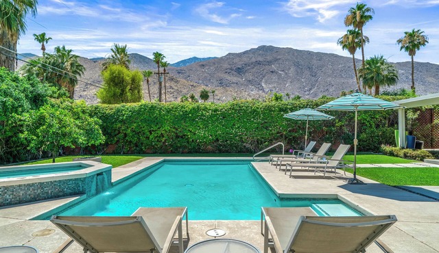 Fun In The Sun - 3 Bed 3 Bath Home in Palm Springs