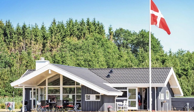 Gorgeous home in Ejstrupholm with sauna in Ejstrupholm