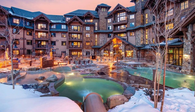 Grand Lodge at Peak 7 - Ski in/Ski out
