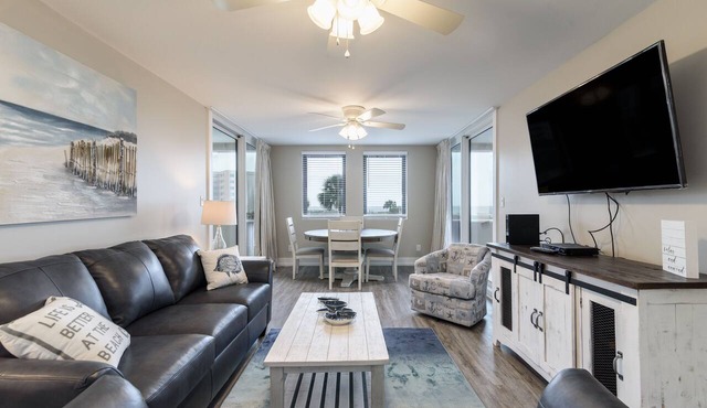 Gulf View at Jetty East! Newly Renovated in 2021! One FREE Beach Chair Setup Dai in Destin