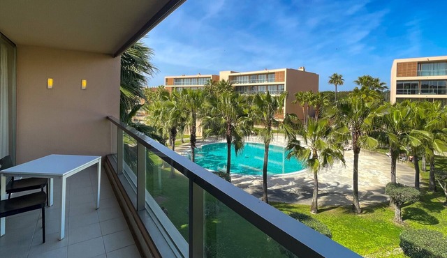 Herdade dos Salgados, T1-10A-2D - Pool View,