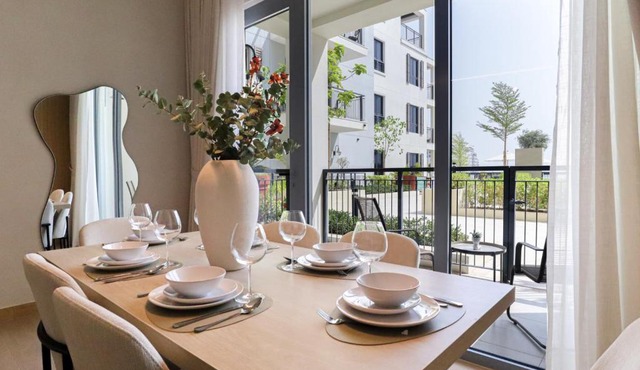 HiGuests - Lavish 2BR Apt with Private Beach Access