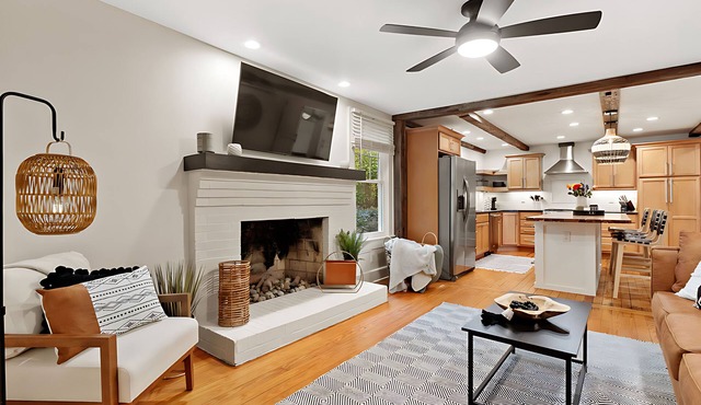 Historic Downtown Wake Forest Bungalow in Wake Forest