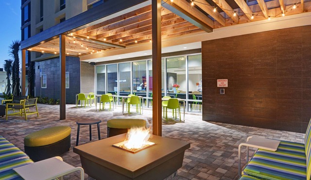 Home2 Suites by Hilton Largo in Largo