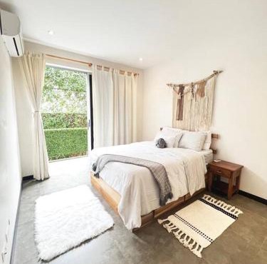 Homely Haven Apartment in Santa Ana