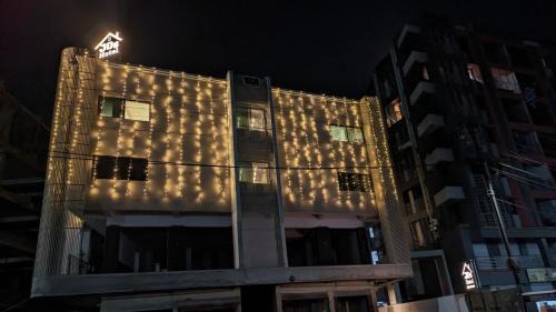 Hotel JDS in Vapi