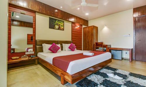 Hotel Shree Daan in Vapi