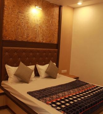 Hotel Skylark in Vapi