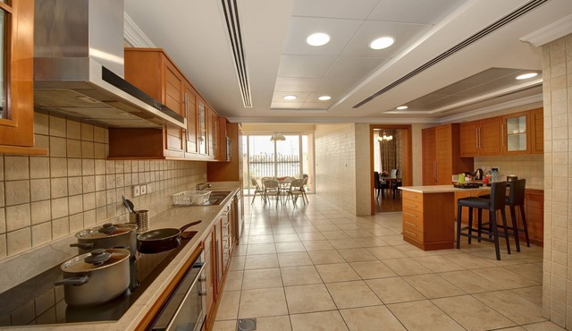 J5 Villas Holiday Homes - Barsha Gardens