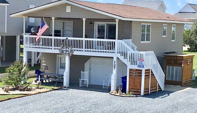JUST OFF A FRESH RENOVATION, THIS HOME IS READY FOR YOUR VACATION MEMORIES!! in Holden Beach