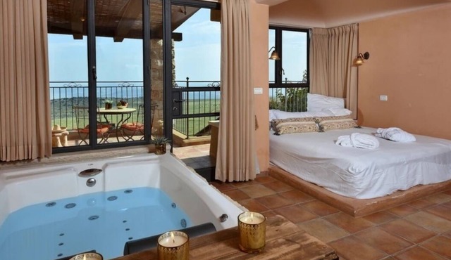 Kami Suites Hotel