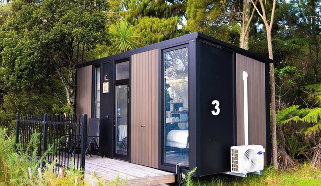 Kauri Haven Cabin by Tiny Away in Waitoki