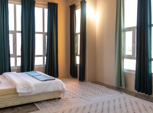 Khawr Alhajar guest house