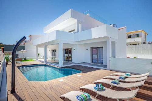 Krystal Bay Villa in Albufeira