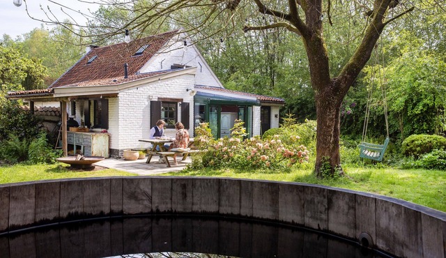 La Petite Foret | Charming Cottage in Brussels' Countryside in Asse