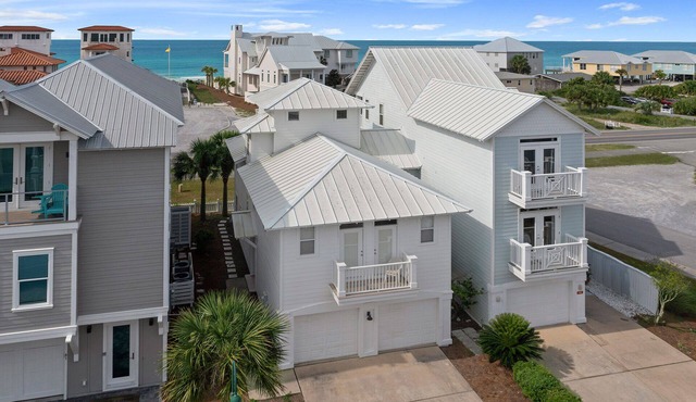 Laffy Taffy - Dune Allen Vacation Home on 30A, Community Pool, Near the Beach!
