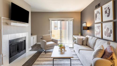 Landing Modern Apartment with Amazing Amenities (ID9204X65) in Las Vegas