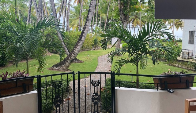 Las Terrenas, Beach Front, Water Views, Best Location 1 bed/bath, AC, WiFi, Pool in Las Terrenas