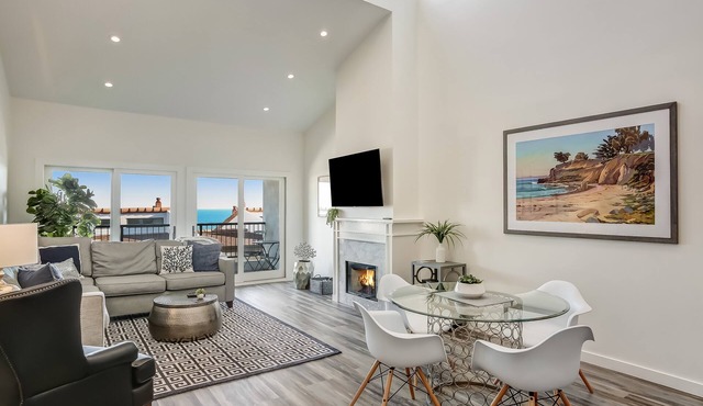 Leadbetter Beach Retreat - penthouse with ocean views, heated pool/spa, high end interiors! in Santa Barbara