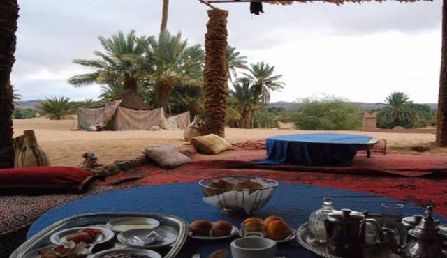 Locals Under Stars Trips in M'Hamid El Ghizlane