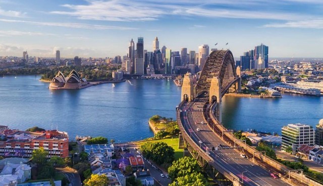 Luxury 3 Bedroom East Penthouse Apartment at Sydney CBD in Sydney