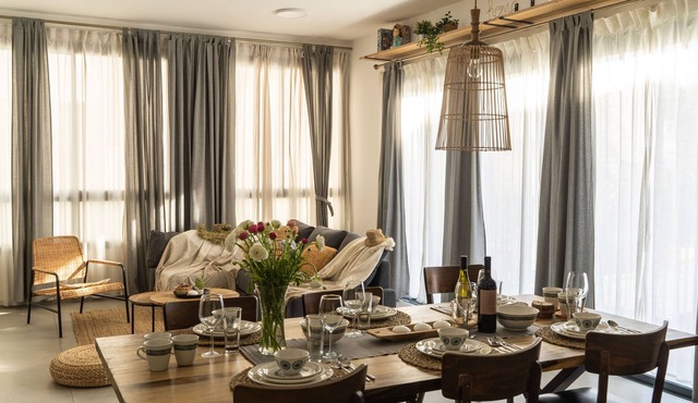 Luxury 3 Rooms Apt Balcony Parking | HaKerem A35