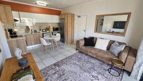 Luxury Apartment in Somerset West in Strand