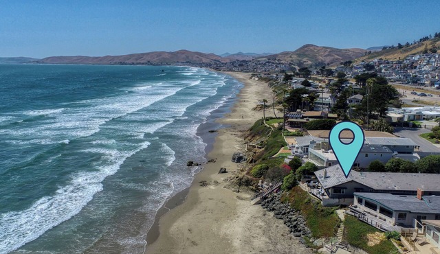 Luxury Beachfront Living - Private Beach Access - Cayucos On The Beach! in Cayucos