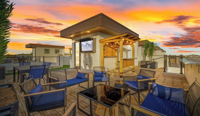 LUXURY Coastal Modern Sunset Oasis with Beautiful ROOFTOP in Largo