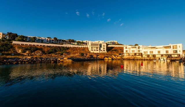 Luxury Hillside Unit | Balcony | Pool in Langebaan