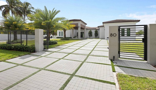 Luxury Meets Miami in Miami