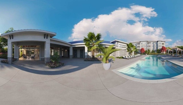 Luxury Stay Minutes from JAX AIRPORT + StJohns River in Jacksonville