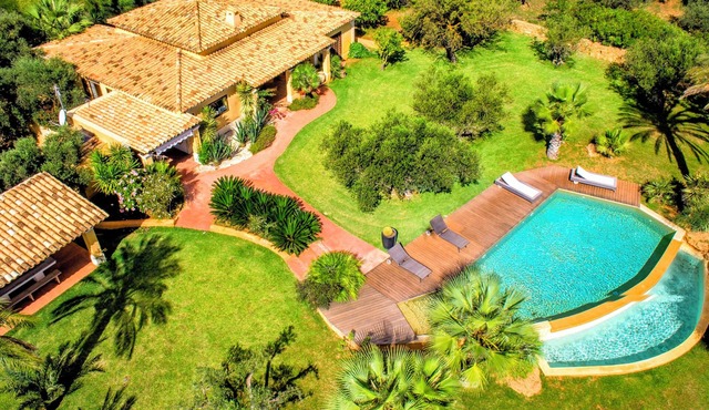 Luxury Villa Silene with Swimming Pool and Large Garden Castelvetrano Selinunte Sicily in Castelvetrano