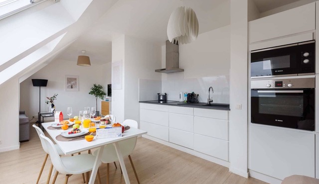 MA - Parlement V - Studio Apartment, Sleeps 4 in Brussels