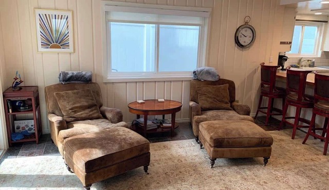 Marbella Lane - 3BR Coastal Charm in Seal Beach in Seal Beach