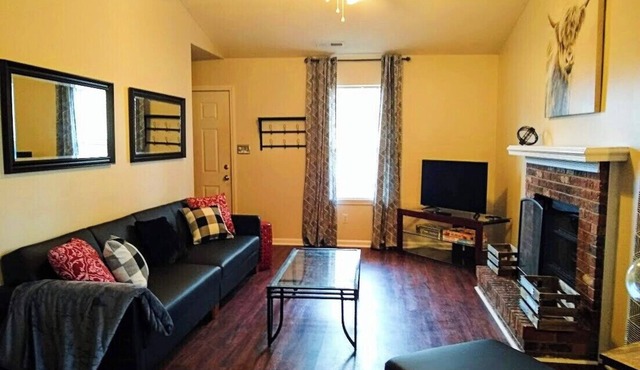 Midway Park Hideaway @ TopShelfStays