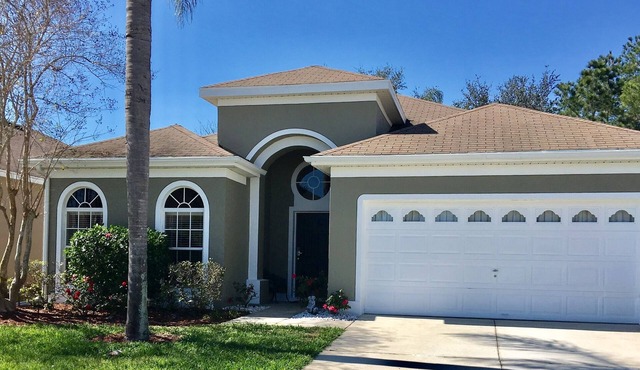 Minutes to Disney-5-Star-Man-Gated-No Rear Neighbors-Windsor Palms