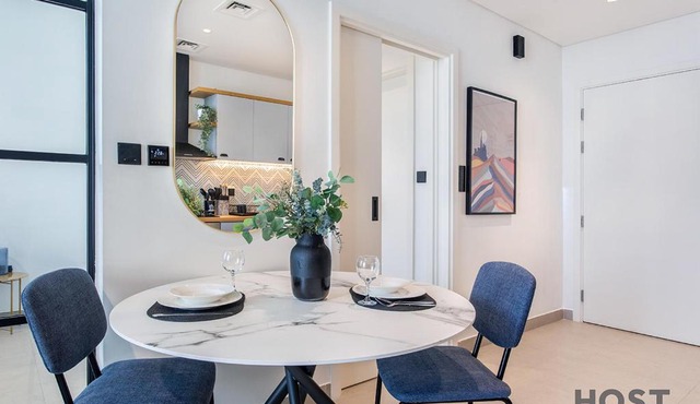 Modern 1bed Haven in Dubai Hills