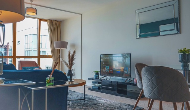 Modern 2 bed, 2 bath Apartment in Dublin 4 in Dublin