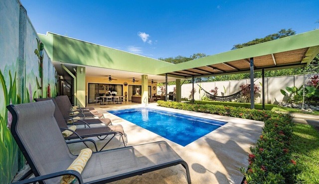 Modern 3Br, 2Ba Home, Private Pool, Walk To Beach in Surfside Playa Potrero
