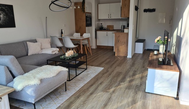 Modern, spacious 2.5 room apartment in an upmarket location