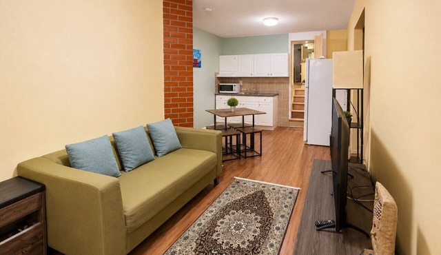 Modern Toronto Suites in North York
