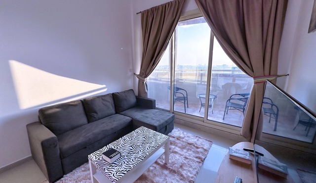 n1-Bedroom Haven with Mesmerizing City Views, 2 minutes from DMCC Metro.