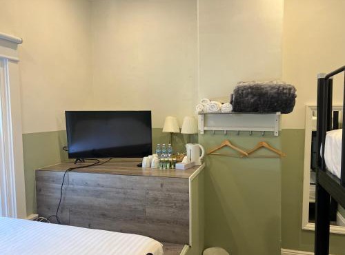 Native Rose Hotel in Sydney