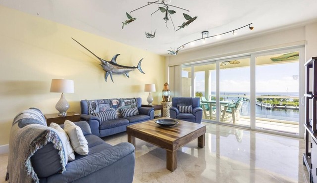 Oceanview 2BR/2.5BA Mariner's Club Villa 132 with Oasis Pool, Marina, Game Room & More in Key Largo