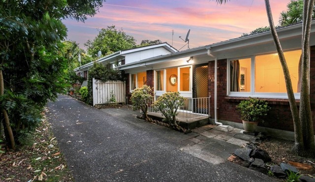 Peaceful place to rest and recharge, close to CBD in Auckland